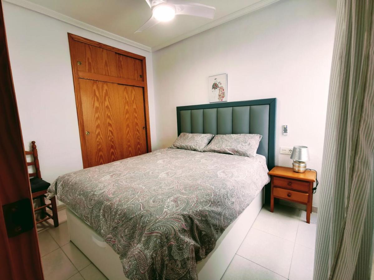 El Sombrero Apartment With Free Wifi Playa Del Cura Torrevieja Exterior photo