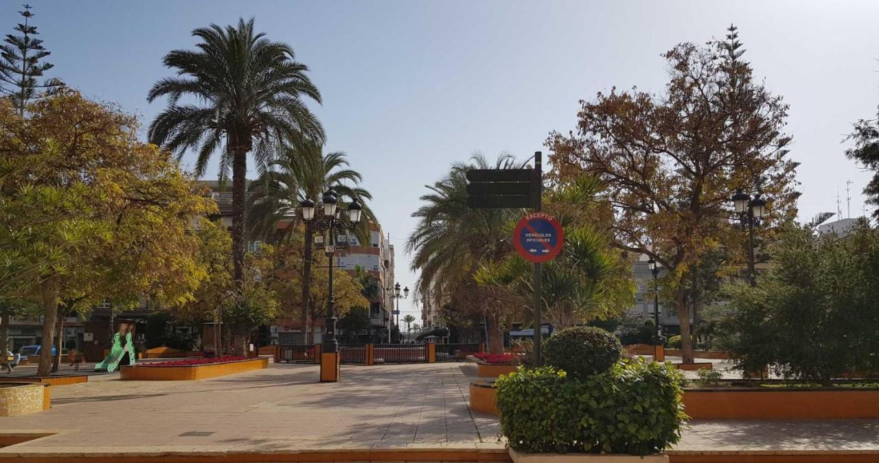 El Sombrero Apartment With Free Wifi Playa Del Cura Torrevieja Exterior photo